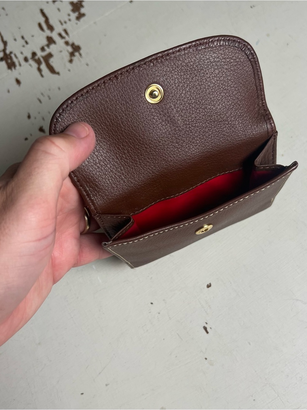 DOONEY & BOURKE- Pebble Grain Leather Wallet Brown - Picture 5 of 6